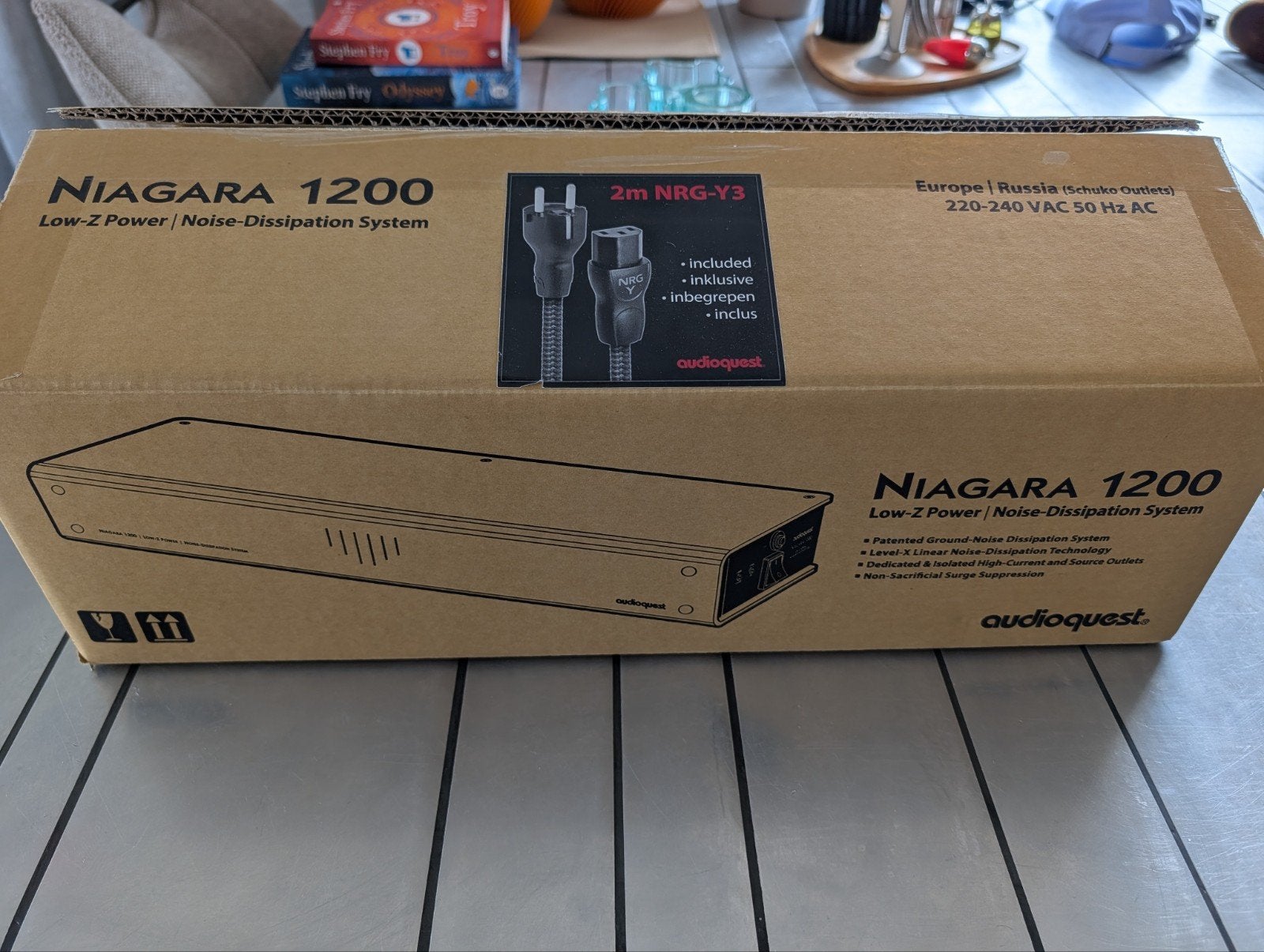 AudioQuest Niagara 1200 netfilter incl. Audioquest kabel, Audio, Tv en Foto, Professionele Audio-, Tv- en Video-apparatuur, Ophalen of Verzenden