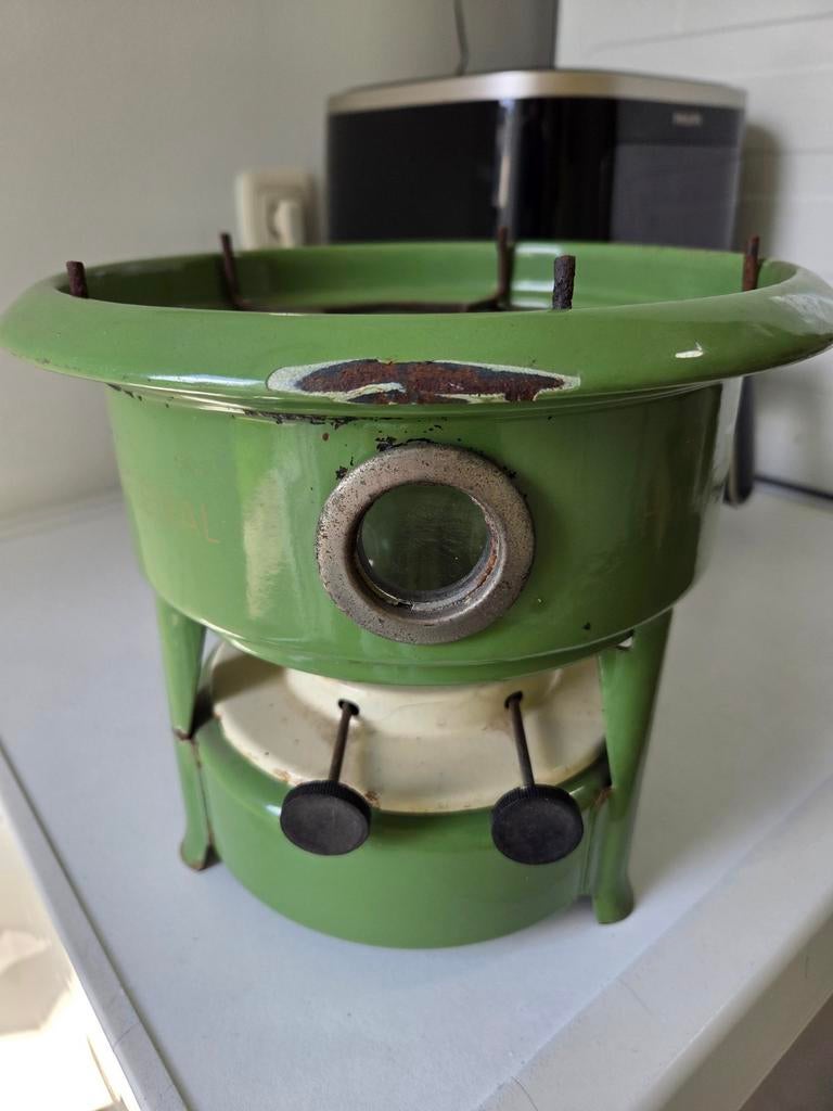 Groen petroleum stel, Ophalen