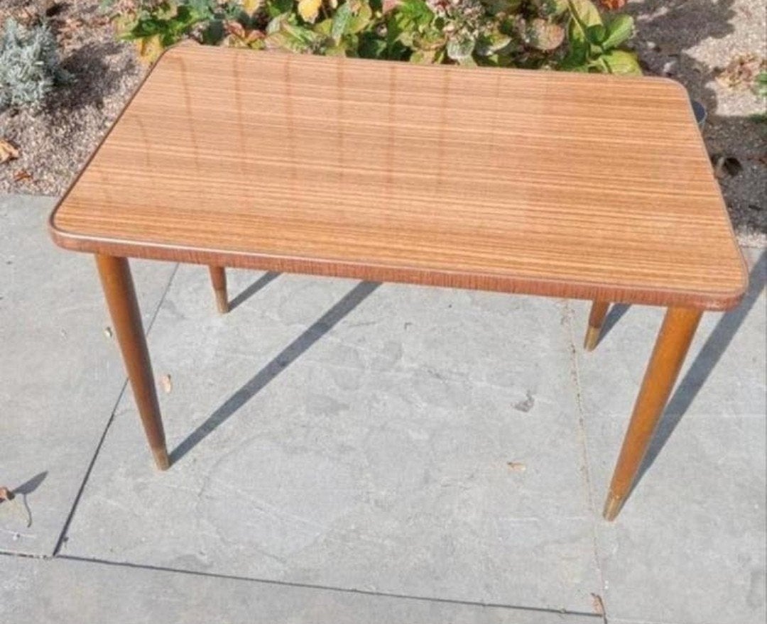 Bijzet tafel, plantentafel, tafeltje, jaren 60.
Vintage, Huis en Inrichting, Tafels | Bijzettafels, Ophalen of Verzenden, Gebruikt