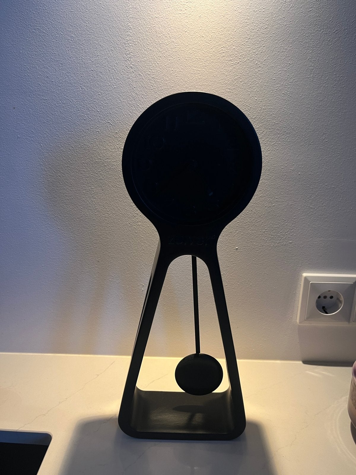 Zuiver Pendulum Time Klok All Black, Ophalen of Verzenden