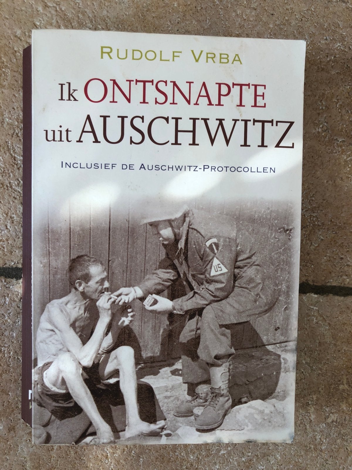 Ik Ontsnapte uit Auschwitz - Rudolf Vrba (incl. protocollen), Ophalen of Verzenden, Tweede Wereldoorlog, Gelezen, Algemeen