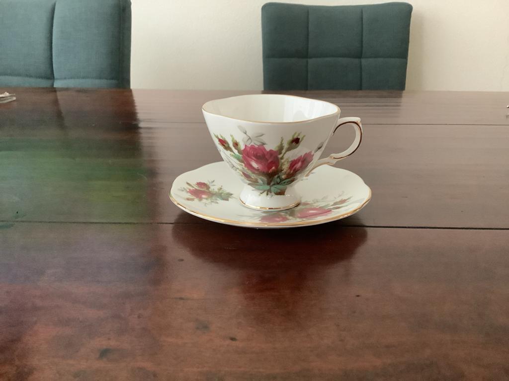 Hammersley Fine Bone China Kop en Schotel - Rozenmotief, Ophalen of Verzenden
