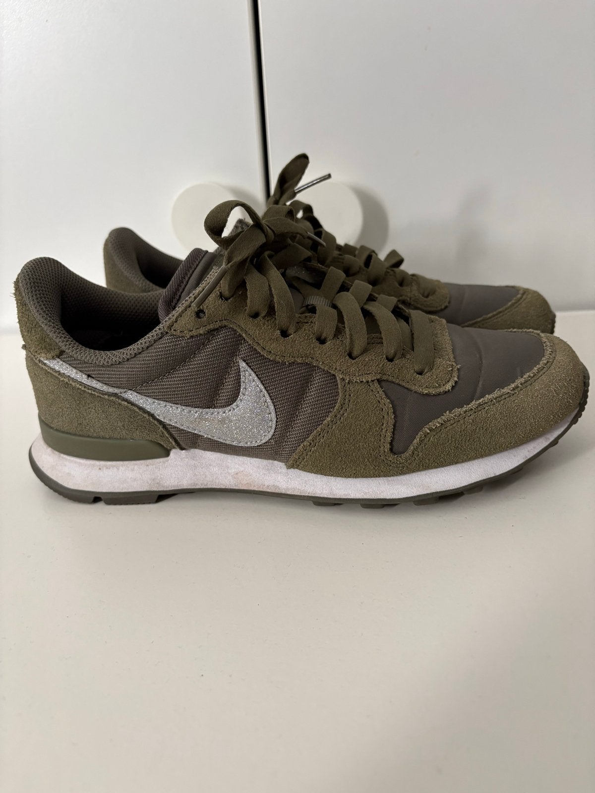 Nike Internationalist sneakers - Groen - Maat 38, Ophalen of Verzenden, Gedragen, Groen, Sneakers of Gympen