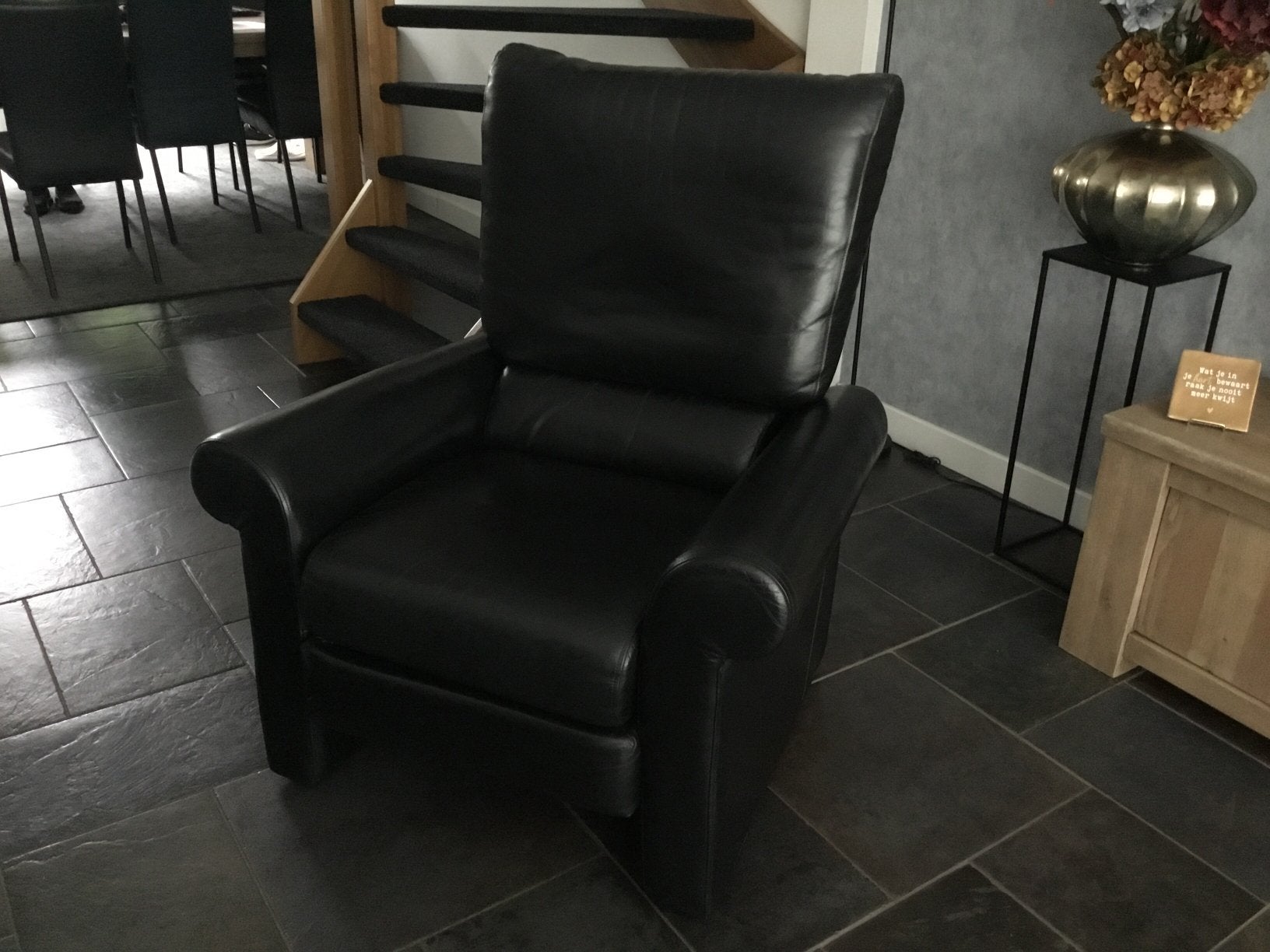 Relaxfauteuil van echt leer z.g.a.n., Huis en Inrichting, Fauteuils, Ophalen, Zo goed als nieuw, 50 tot 75 cm, Leer