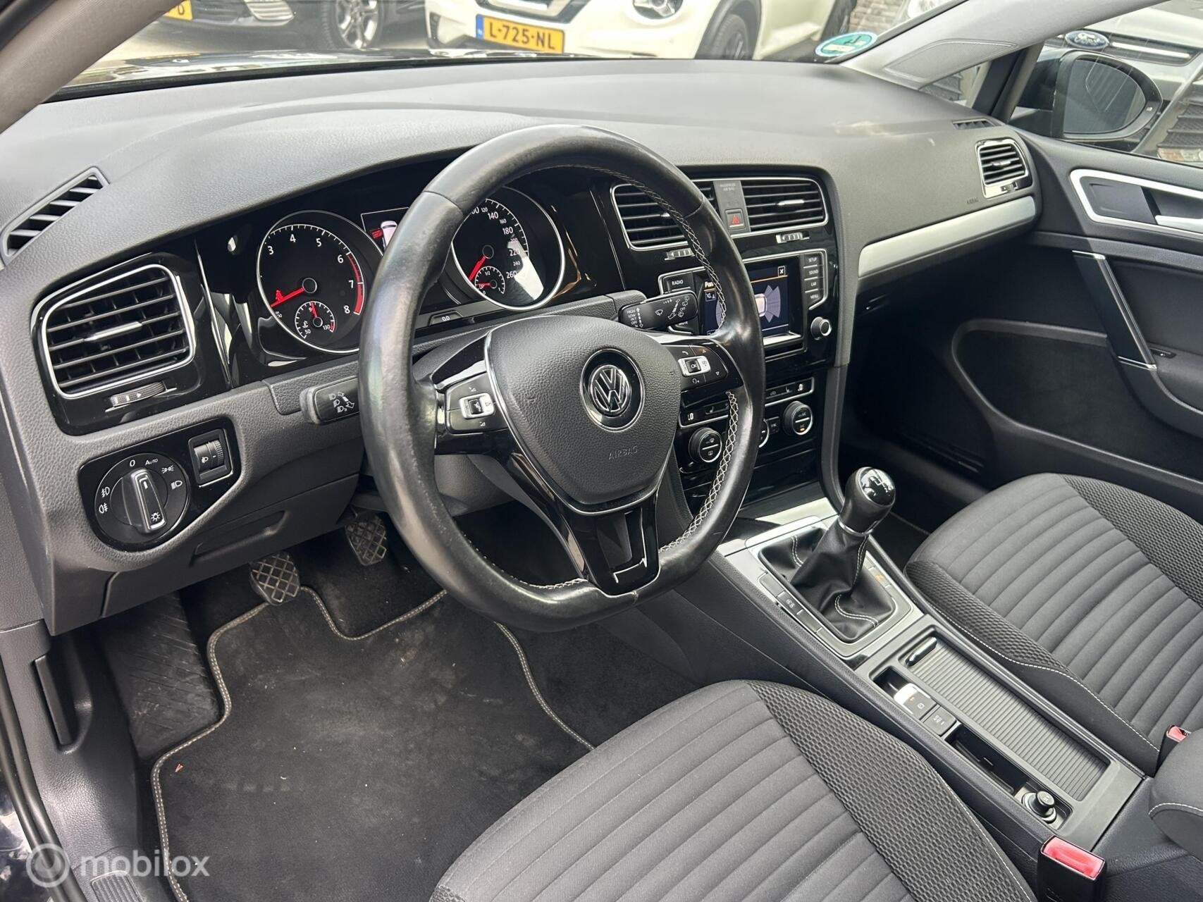 Foto 12 van Volkswagen Golf 1.4 TSI CUP Edition