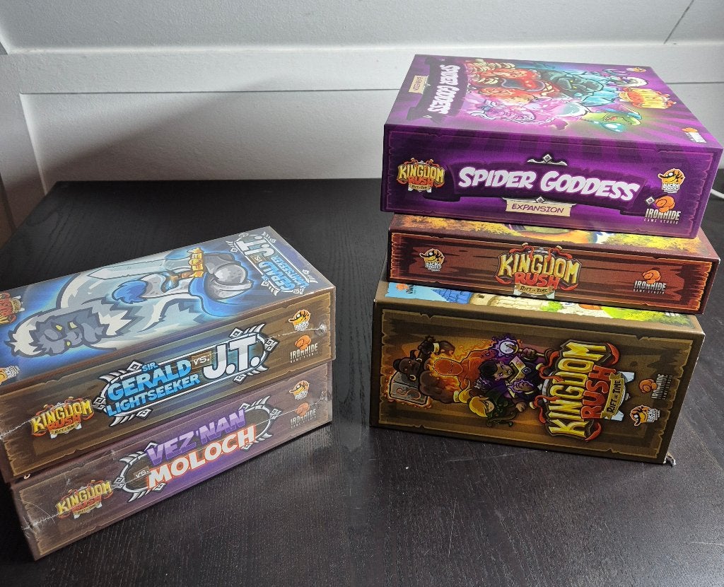Kingdom Rush Board game - Dragon pledge (all in) kickstarter, Hobby en Vrije tijd, Een of twee spelers, Ophalen of Verzenden, Zo goed als nieuw