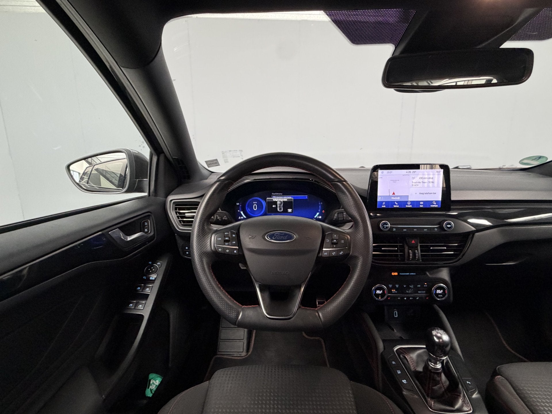 Ford FOCUS Wagon 1.0 EB Hybrid ST Line X 155pk|Led|Winterpac, Auto's, Ford, Stof, Gebruikt, 19 km/l, 3 cilinders