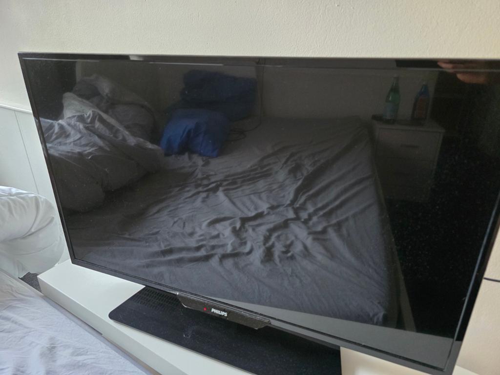 Philips 32PFK5300/12 Full HD LED TV - 80 cm (32 inch), Audio, Tv en Foto, Televisies, Ophalen, Philips, LED, 50 Hz