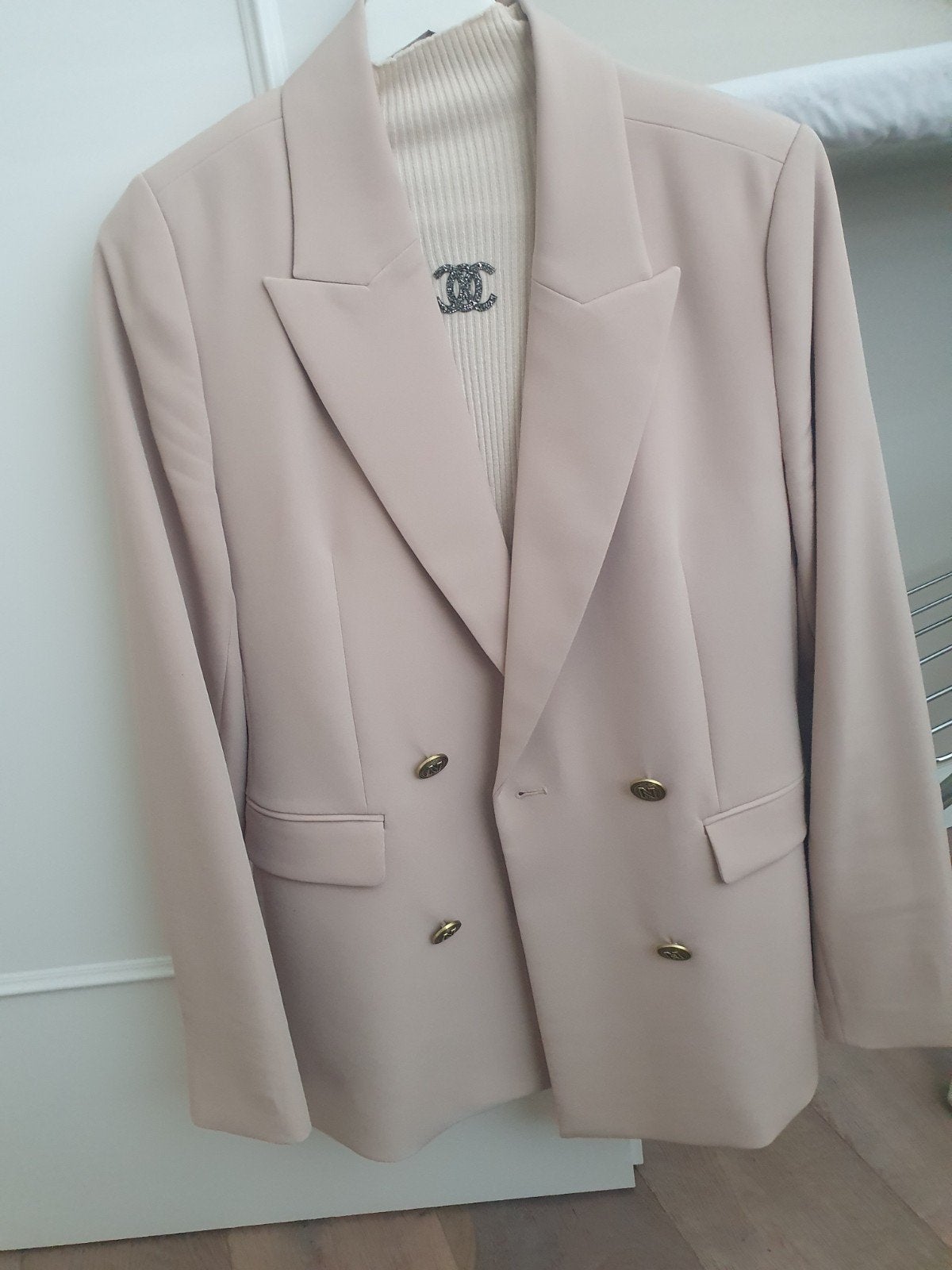 nikkie blazer, Ophalen of Verzenden, Zo goed als nieuw, Maat 36 (S), Beige