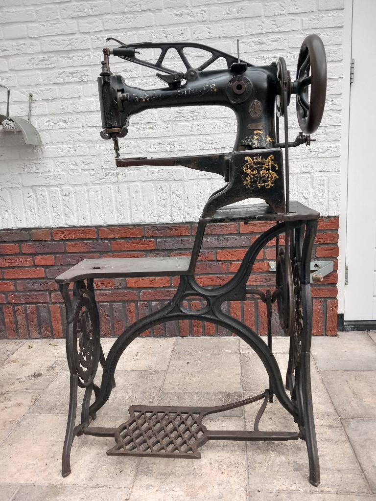 Werkende originele Singer naaimachine uit 1911, antiek, Antiek en Kunst, Antiek | Naaimachines, Ophalen