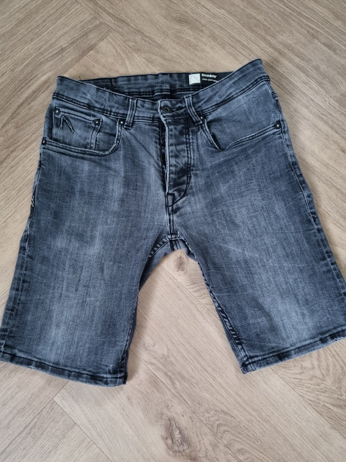 4 Chasin' korte broeken: 3x XS, 1x S - Gebruikt, goede staat, Ophalen of Verzenden, Gedragen, Maat 46 (S) of kleiner, Chasin