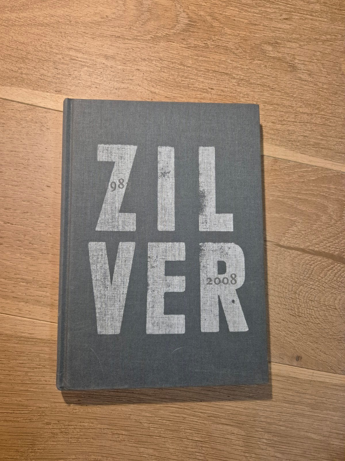 ZILVER 98-2008 Boek - Kunst en Typografie, Boeken, Ophalen of Verzenden, Zo goed als nieuw, Onbekend, Nederland
