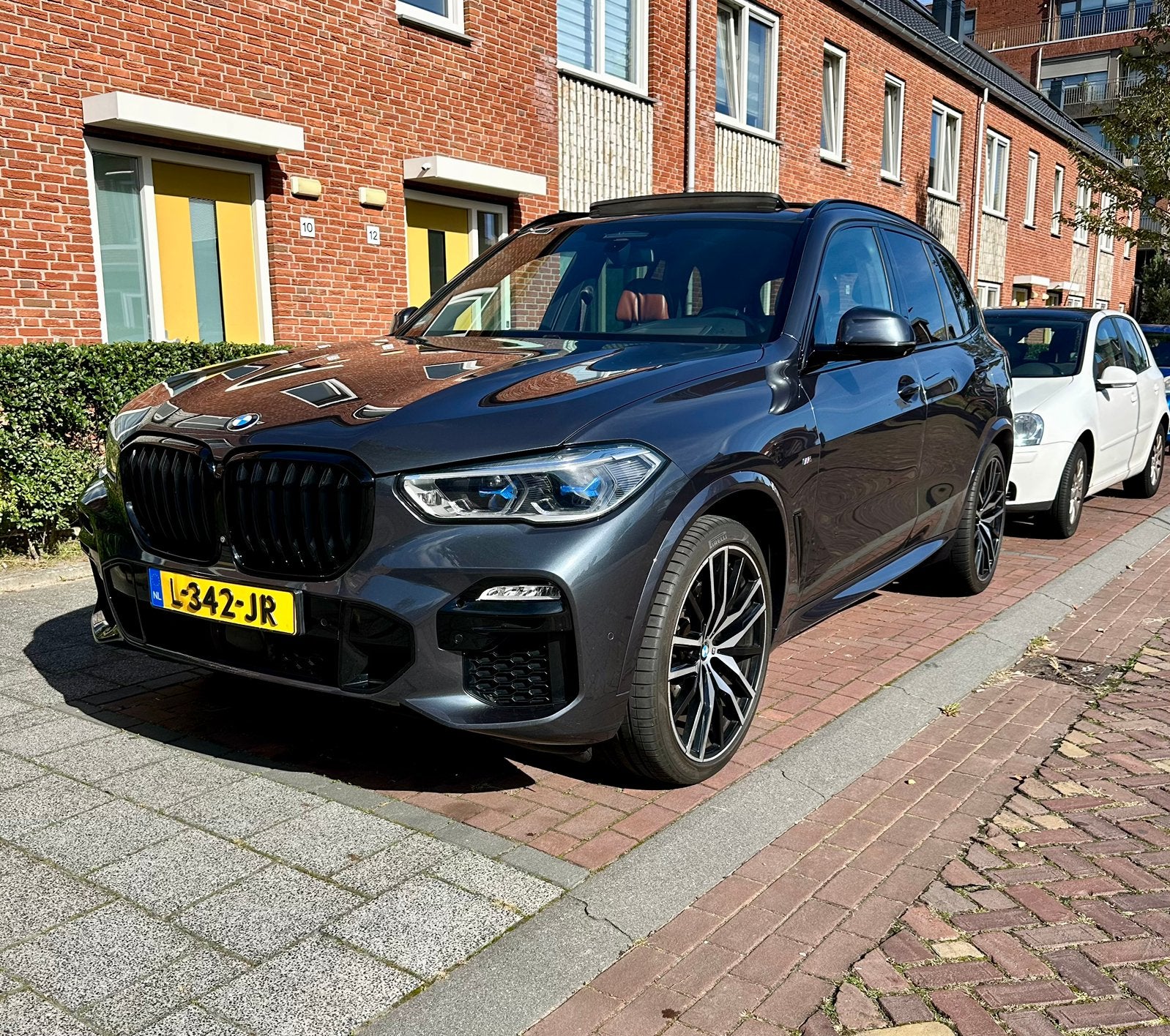 BMW X5 Xdrive40i M Sport | Head-up | Pano | Softcl. | Harman, Auto's, Automaat, Dealer onderhouden, 340 pk, Leder