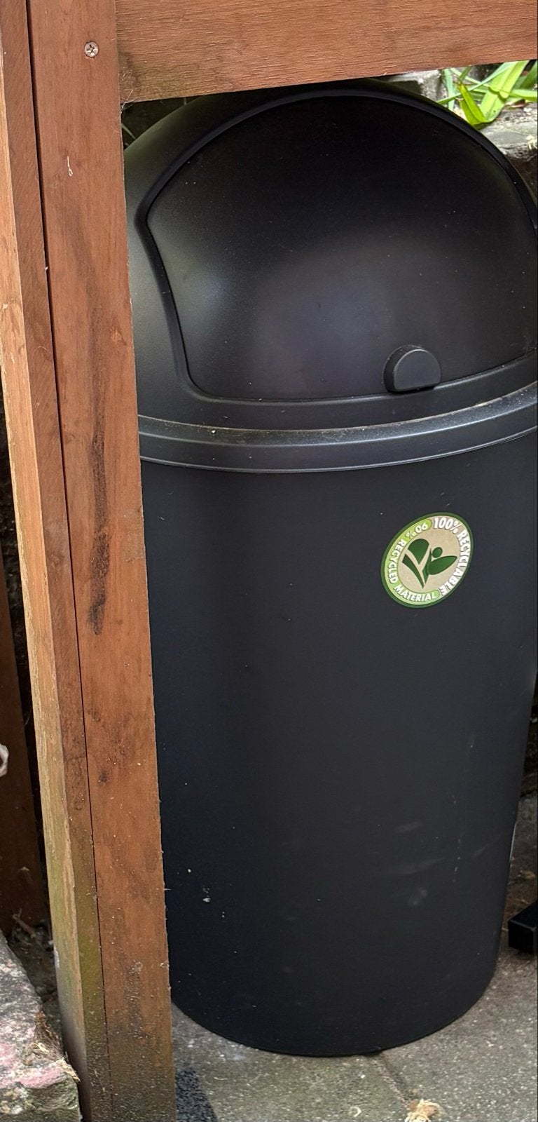 Zwarte afvalbak / prullenbak, 100% gerecycled materiaal, 40 liter of meer, Ophalen, Gebruikt, Kunststof