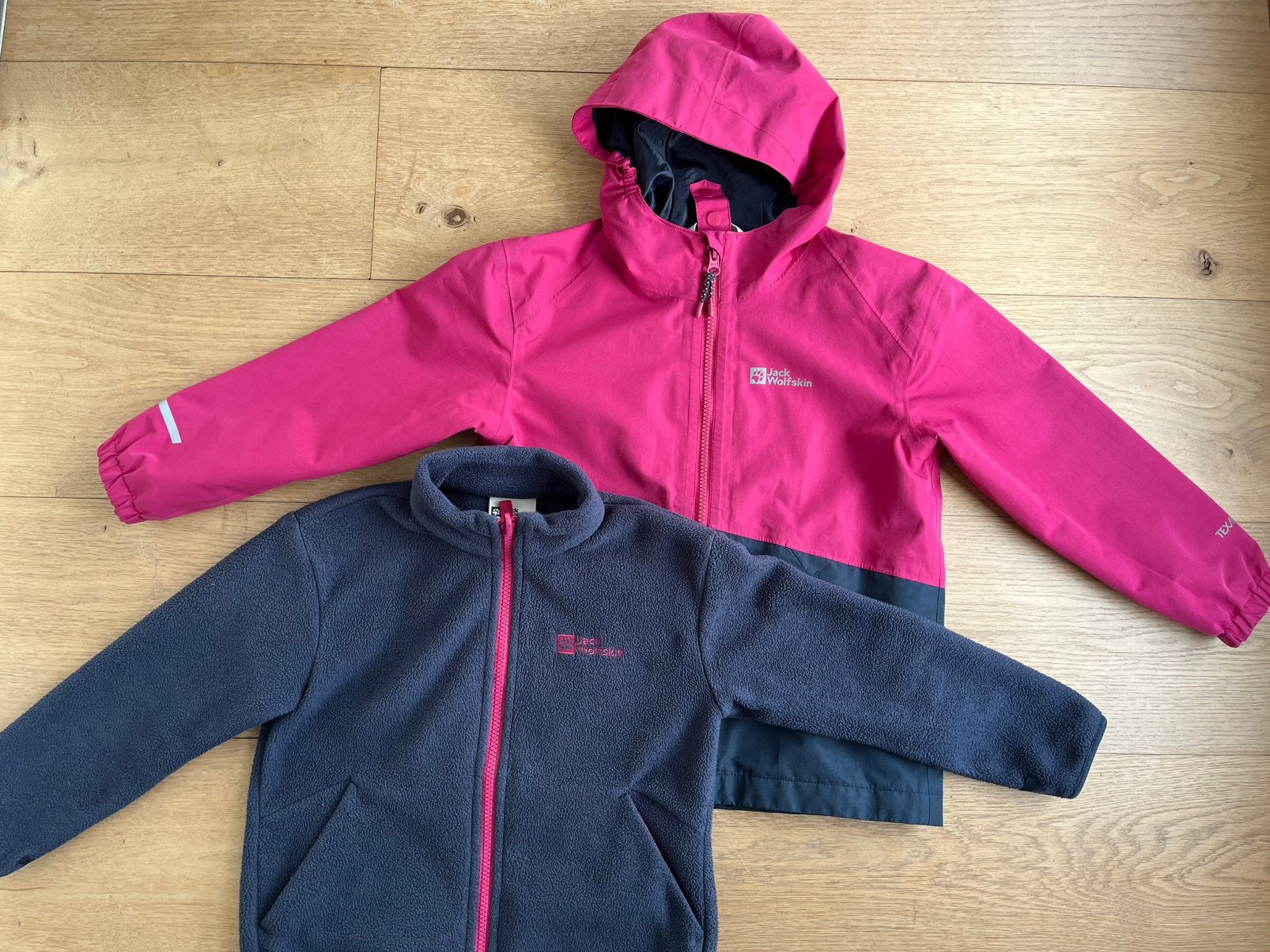 Jack Wolfskin Iceland 3-in-1 jacket maat 116 Dark Fuchsia, Gebruikt, Meisje, Jack Wolfskin, Ophalen of Verzenden