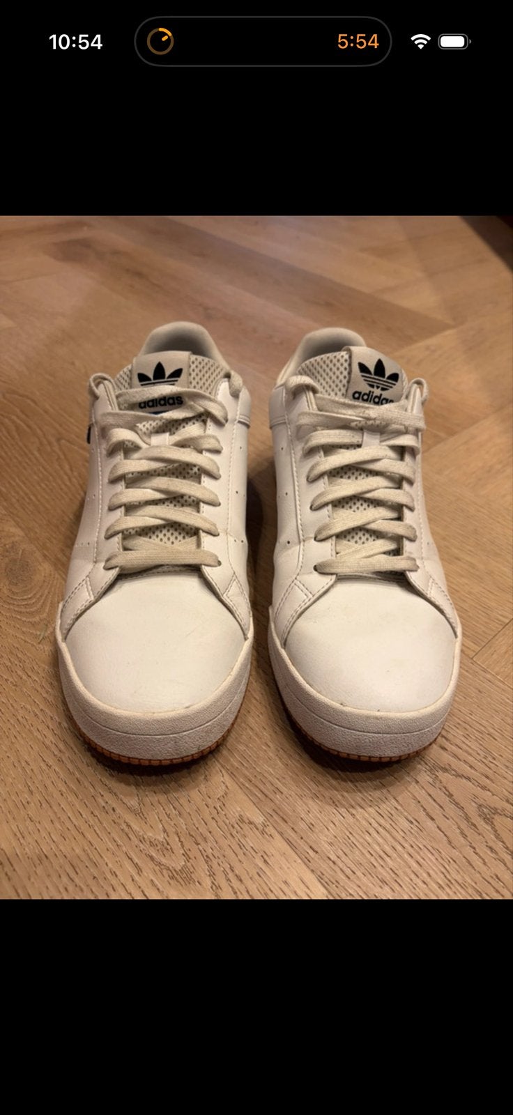 Adidas Tourino witte sneakers - Maat 44, Kleding | Heren, Ophalen of Verzenden, Gedragen, Wit, Sneakers of Gympen