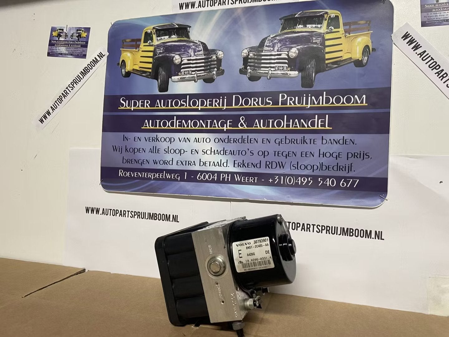 Volvo v50 s40 abs pomp module, Info@fabrikant.eu, Fabrikantstraat 1
1000 AA  Amsterdam, NL, Ophalen of Verzenden, Volvo