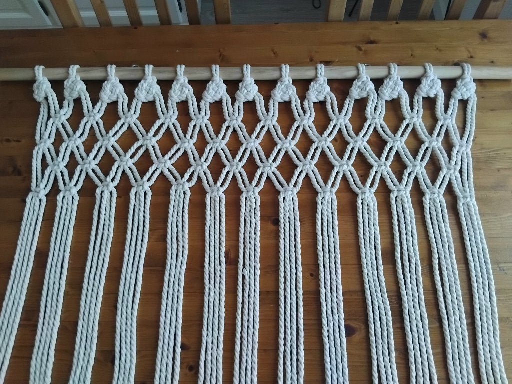 Handgemaakt Macrame deur/wandkleed., Huis en Inrichting, Boho, Nieuw, Ophalen, Beige