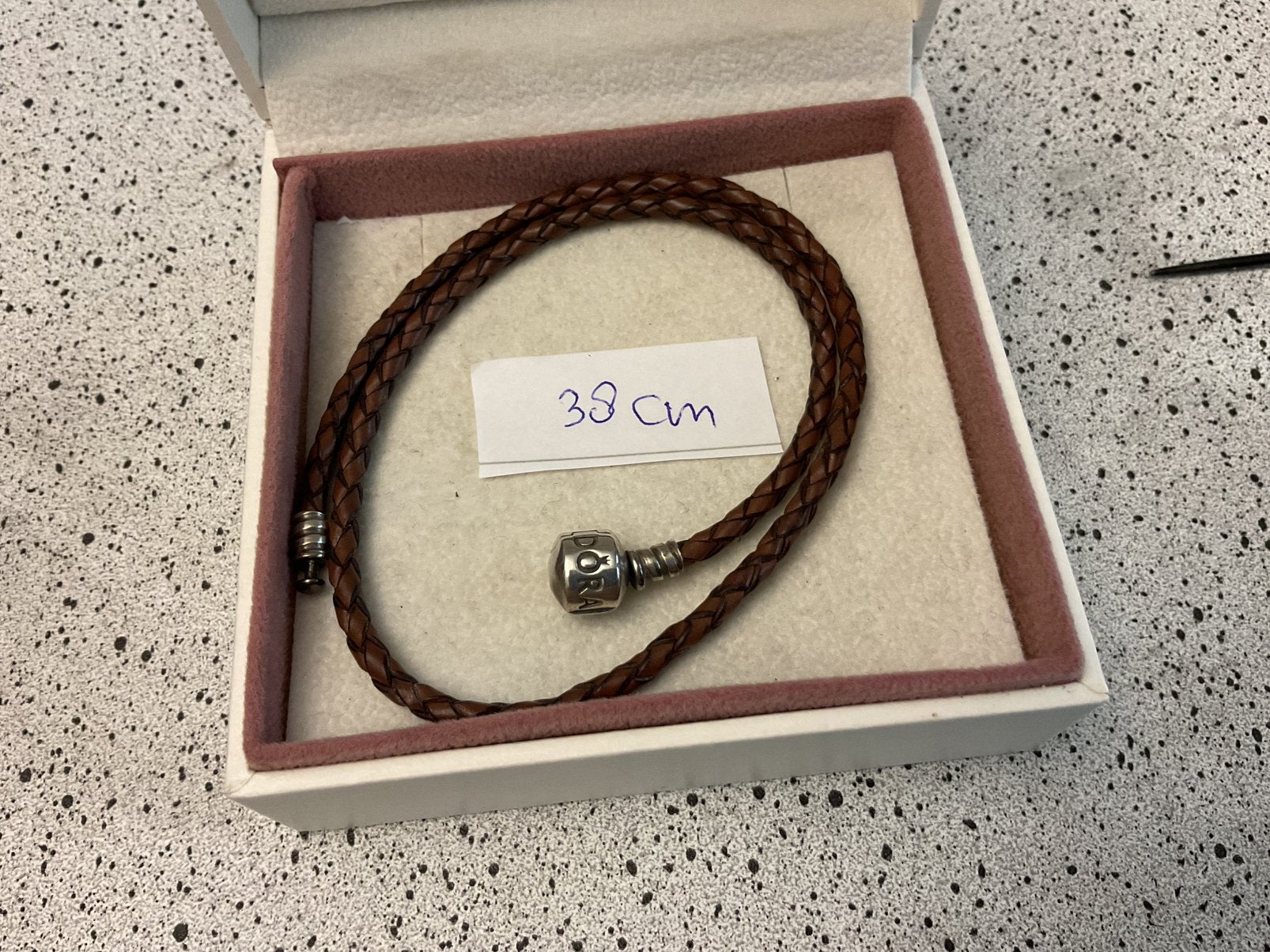 Pandora Armband bruin leer wordt dubbel gedragen, Verzenden, Zo goed als nieuw, Zilver, Pandora
