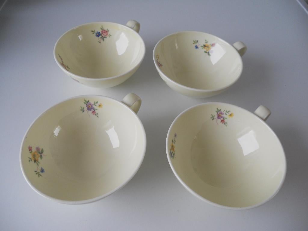Regout 4 losse kopjes met bloemenprint, Antiek en Kunst, Antiek | Servies los, Ophalen of Verzenden