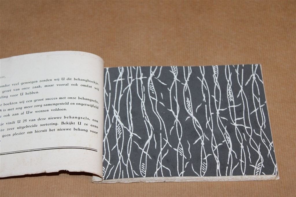FEKA 1958 — Vintage Behangstalenboek met 25 Dessins, Reclamebord, Gebruikt, -, -