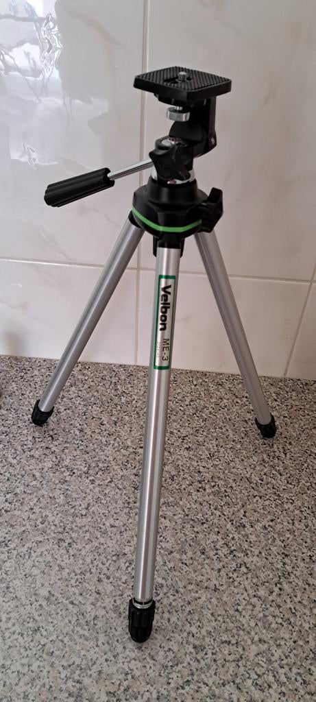 Velbon VE-3 Compact Statief met Balhoofd en Draagtas, Ophalen, Gebruikt, Driepoot, Minder dan 150 cm