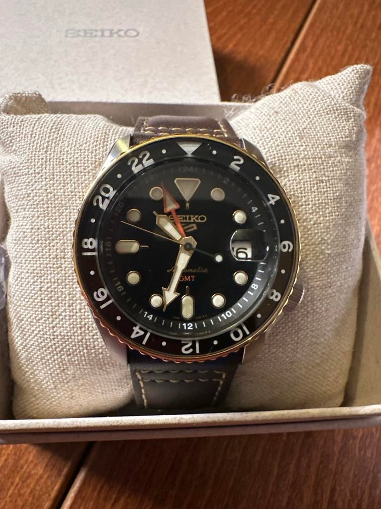 Seiko 5 GMT Automatisch Horloge - SSK036K1, Seiko, Leer, Staal, Polshorloge