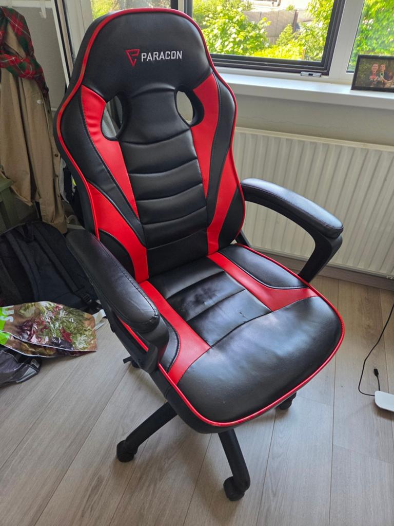 Paracon Gaming Bureaustoel Rood/Zwart - Gebruikt, Ophalen, Gebruikt, Gaming bureaustoel, Bureaustoel