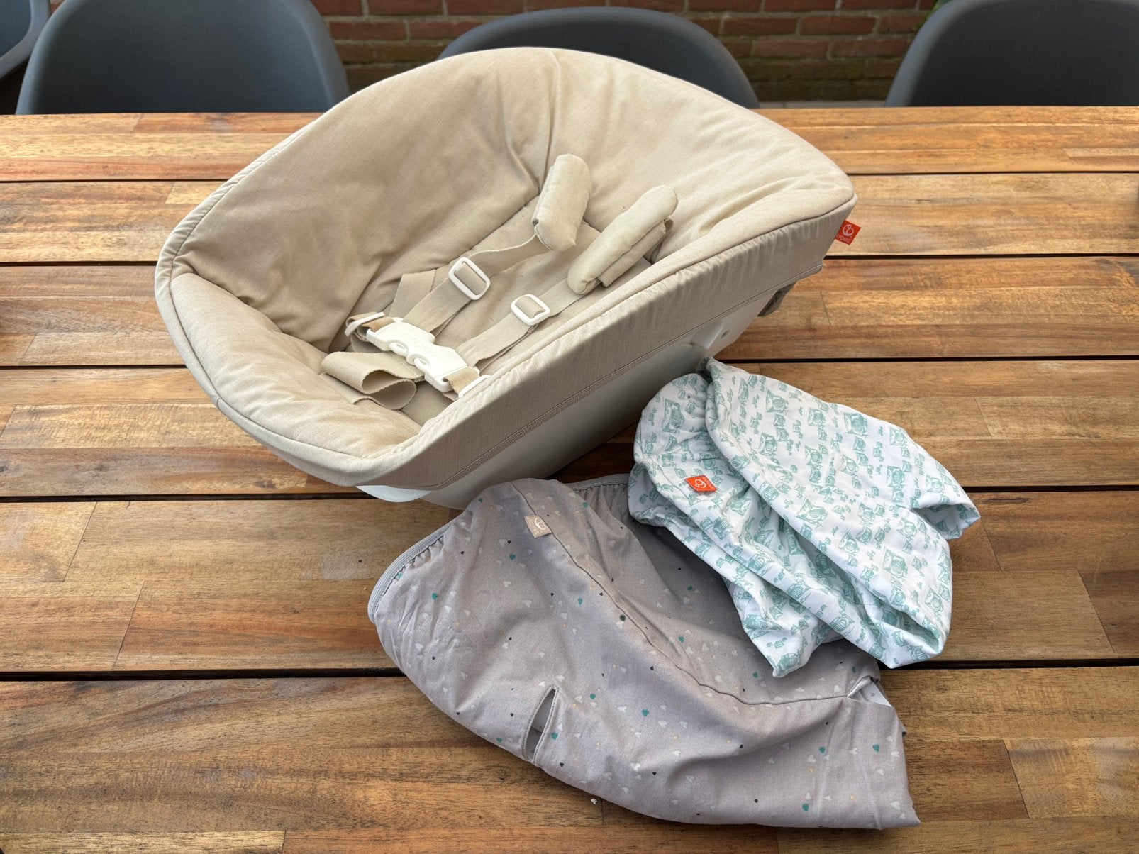Stokke Tripp Trapp newborn set met hoezen, Kinderen en Baby's, Wipstoeltjes, Ophalen of Verzenden, Zo goed als nieuw, Met gordel(s) of riempje(s)
