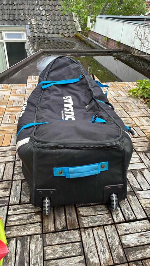 Mystic kitesurf Boardbag met wielen - 180cm, Ophalen, Zo goed als nieuw, Overige typen, Met draagtas