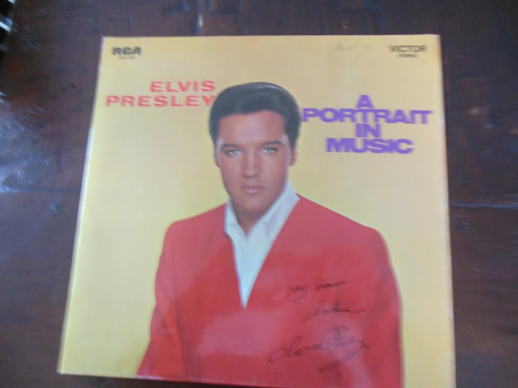 lp klaphoes elvis presley a portrait in music rca vinyl 12'', Cd's en Dvd's, Vinyl | Rock, Gebruikt, Ophalen of Verzenden, Gatefold hoes