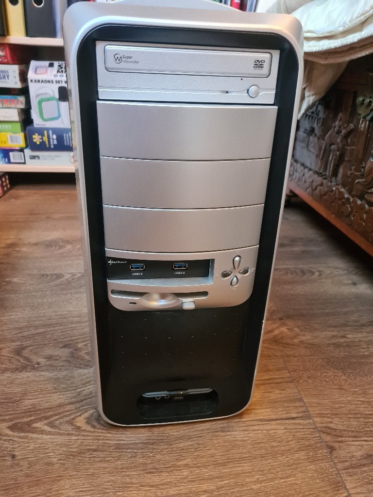 PC AsRock970 Extrm4 - AMD FX-8350 - GTX1060 3GB GDDR5, SSD, Computers en Software, Ophalen, 8 GB, AMD FX-8350 Eight-Core (4.00 GHz)
