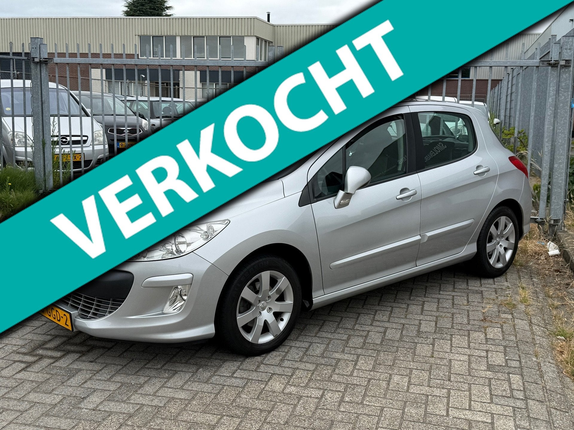 Peugeot 308 1.6 VTi XT 5 deurs! NL AUTO NAP! PANORAMA l AIRC, Voorwielaandrijving, Gebruikt, 4 cilinders, Metallic lak