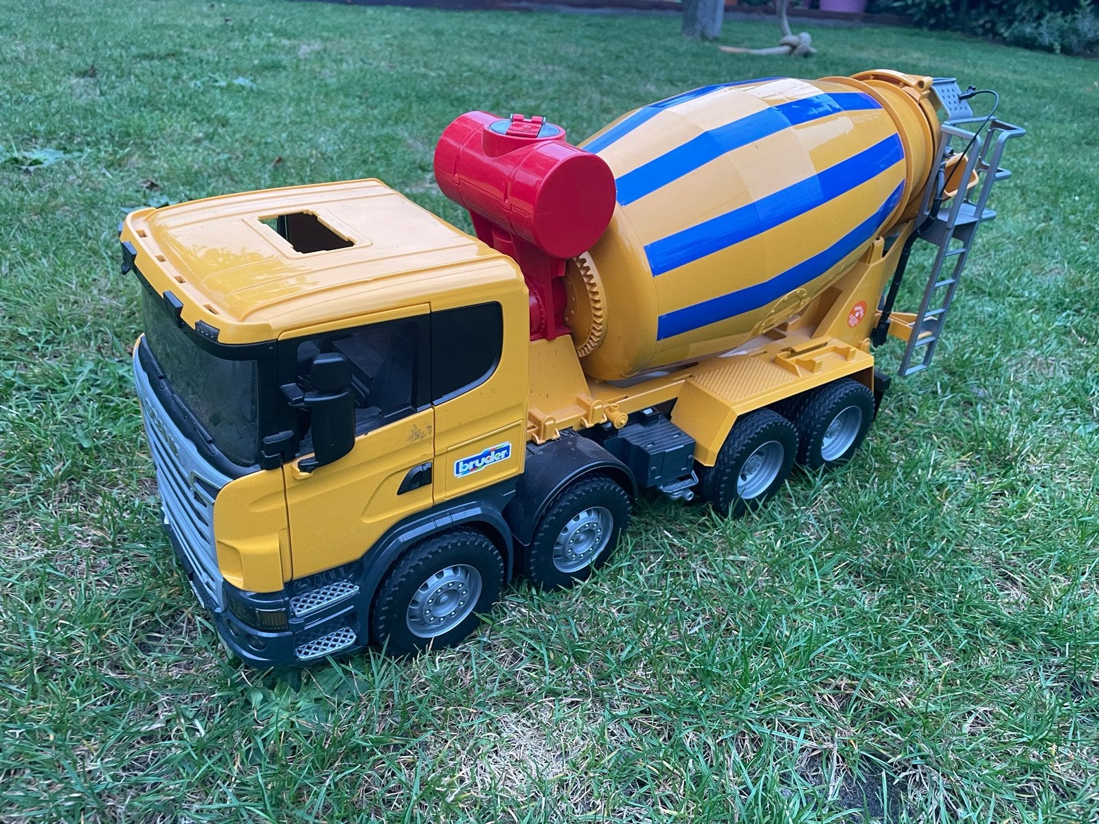 Bruder Scania cementmixer - Zo goed als nieuw, Ophalen, Zo goed als nieuw
