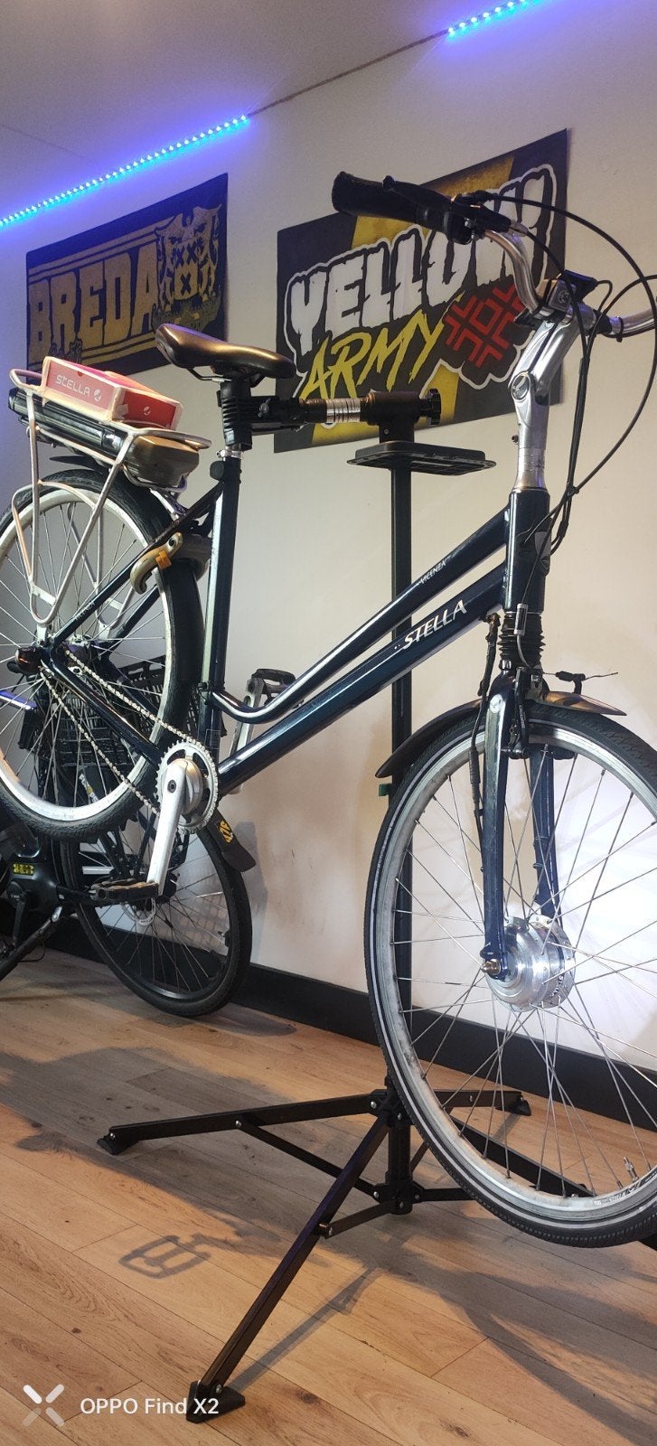Stella Vicenza Superior e-bike, Velgrem, Versnellingen, Zo goed als nieuw, 53 tot 57 cm