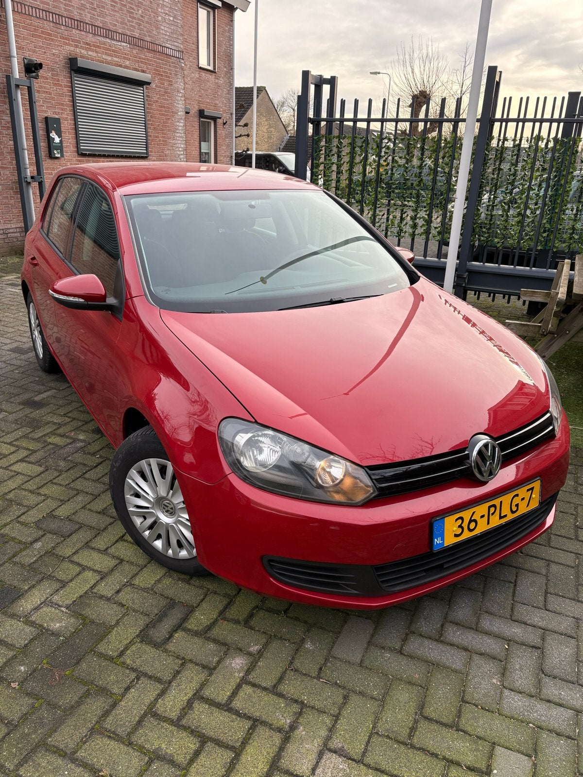 Volkswagen Golf 1.4 TSI 90KW 5D 2011 Rood, Auto's, Volkswagen, 4 cilinders, 122 pk, Origineel Nederlands, Handgeschakeld