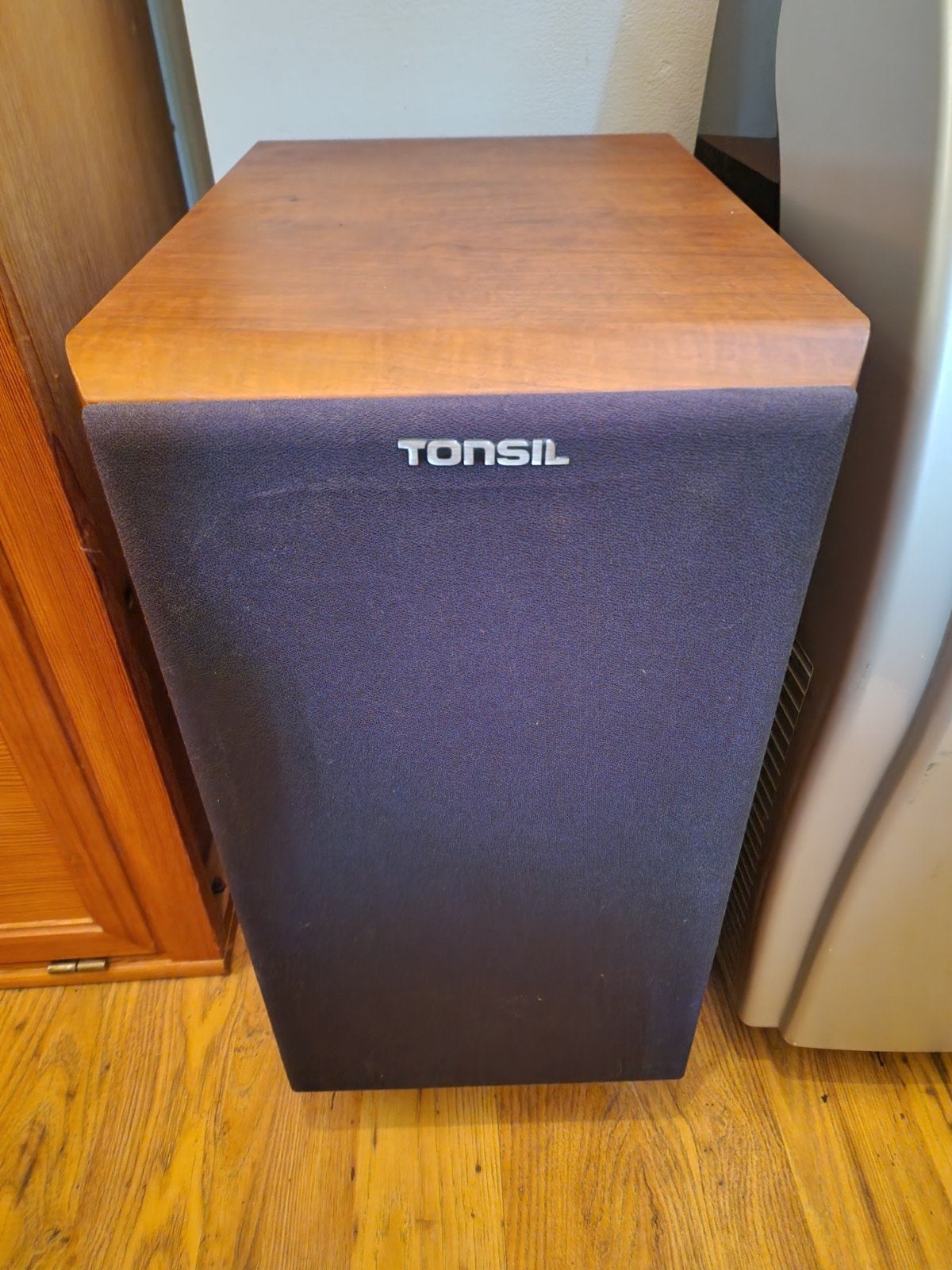 tonsil high end subwoofer met werk, Audio, Tv en Foto, Luidsprekers, Ophalen of Verzenden, Zo goed als nieuw, Subwoofer, Overige merken