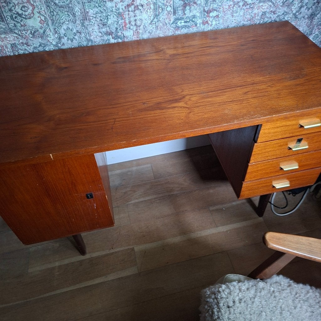 Bureau vintage € 100, Ophalen, Gebruikt, Hout, 128 cm