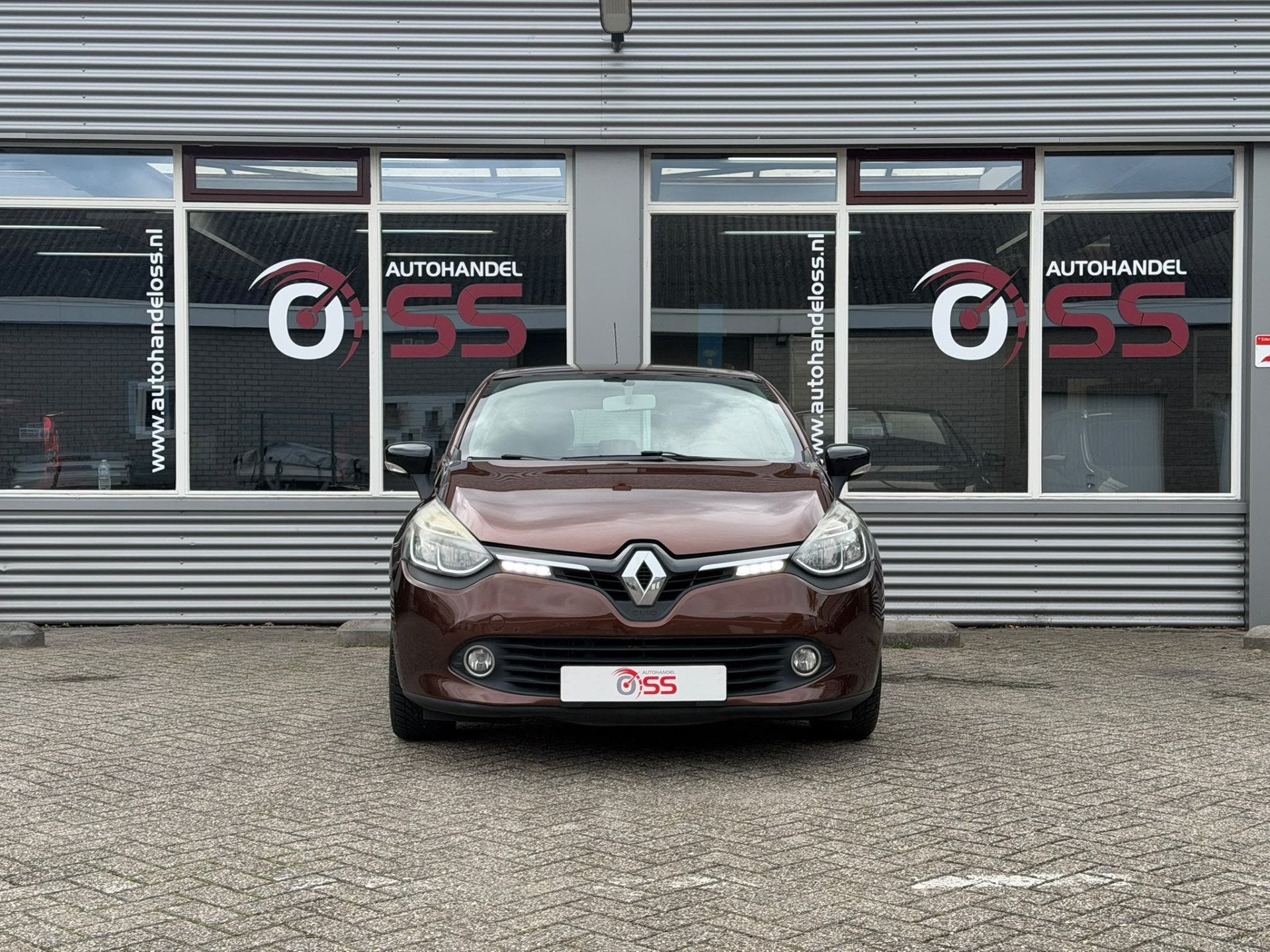 Renault Clio 0.9 TCe Expression AIRCO TREKHAAK LMV, Auto's, Voorwielaandrijving, 540 kg, Bruin, 23 km/l