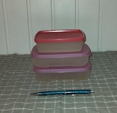 3 diepvries tupperware bakjes, Gebruikt, Overige kleuren, 300 ml, Ophalen of Verzenden