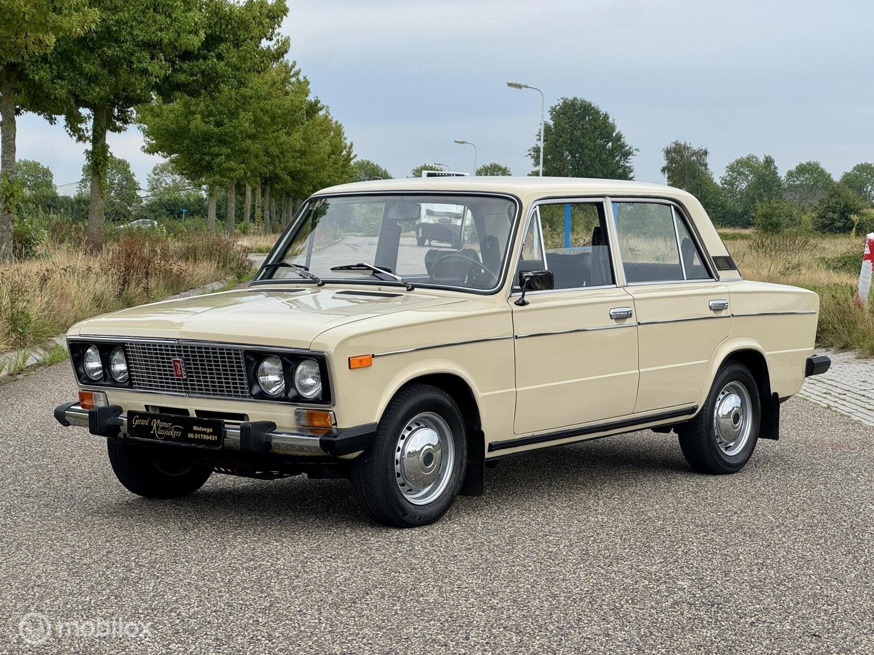 Lada 2100-serie 2106 1.3 1988, Auto's, Oldtimers, 65 pk, Achterwielaandrijving, Lada, Beige