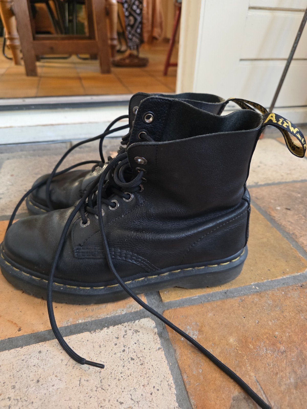 Pascal 1460 Dr. Martens laarzen - Maat 42, Zwart, Lage of Enkellaarzen, Ophalen of Verzenden, Dr. Martens