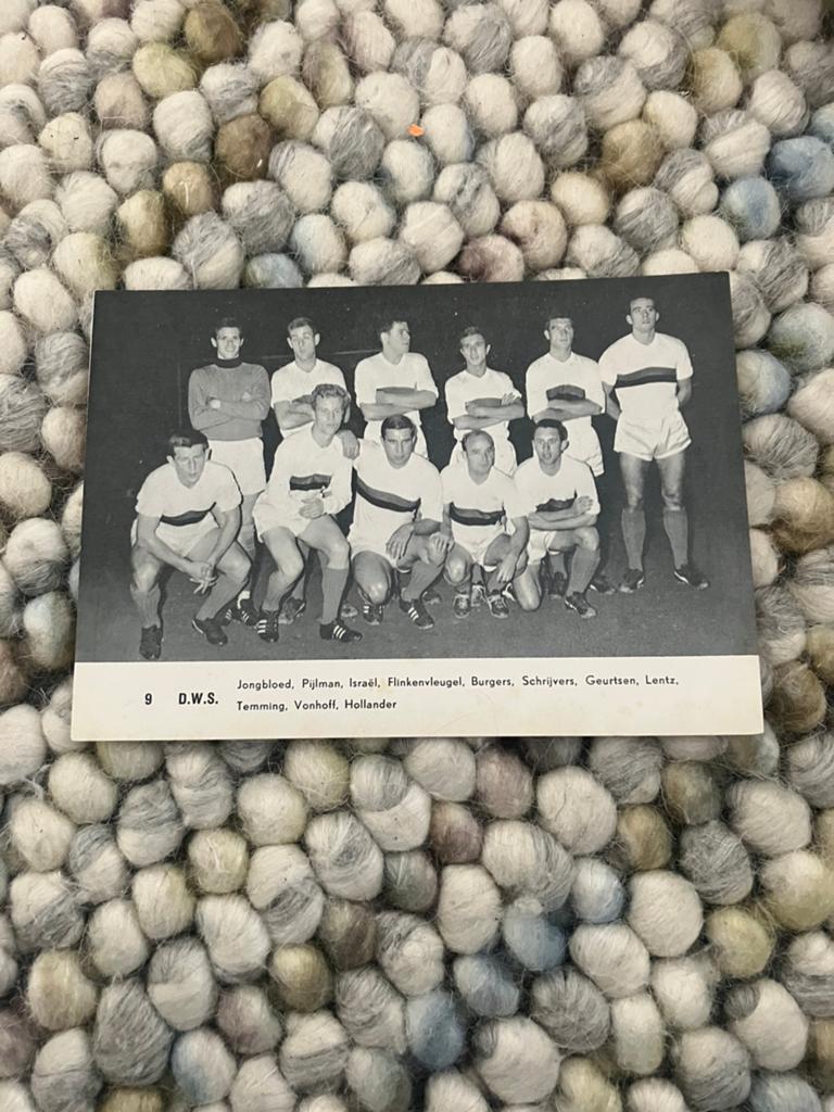 Dws monty gum 1965-1966, Verzamelen, Sportartikelen en Voetbal, Ophalen of Verzenden, Zo goed als nieuw, Buitenlandse clubs, Poster, Plaatje of Sticker