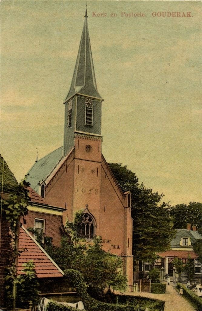 Kerk en Pastorie. Gouderak. - 1910 gelopen, Verzamelen, Verzenden, Voor 1920, Gelopen, Zuid-Holland