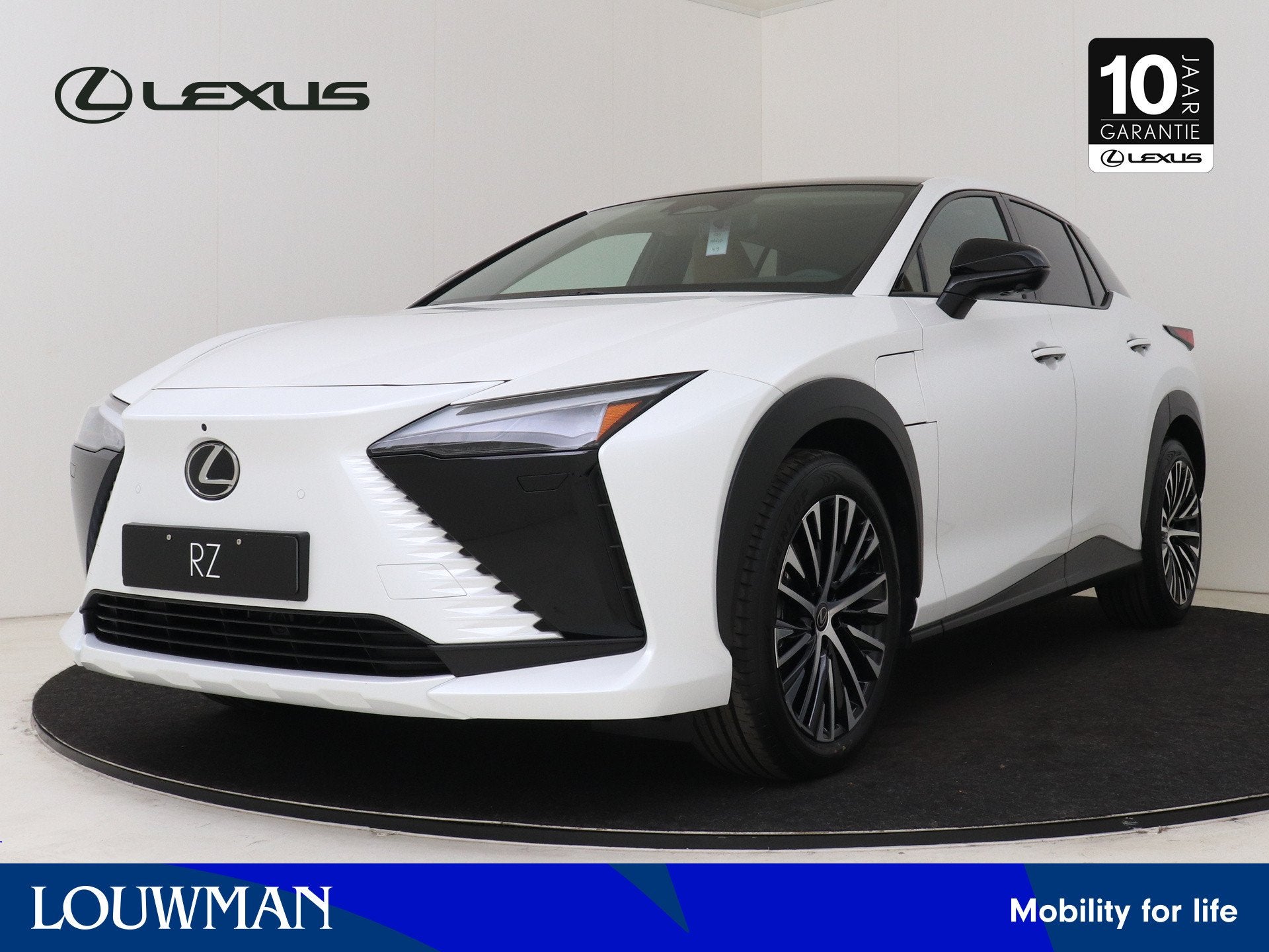 Lexus RZ 350e Luxury Line 77 kWh | 20" Velgen | Head Up Disp, Auto's, Lexus, Automatische klimaatregeling, 750 kg, Wit, Leder