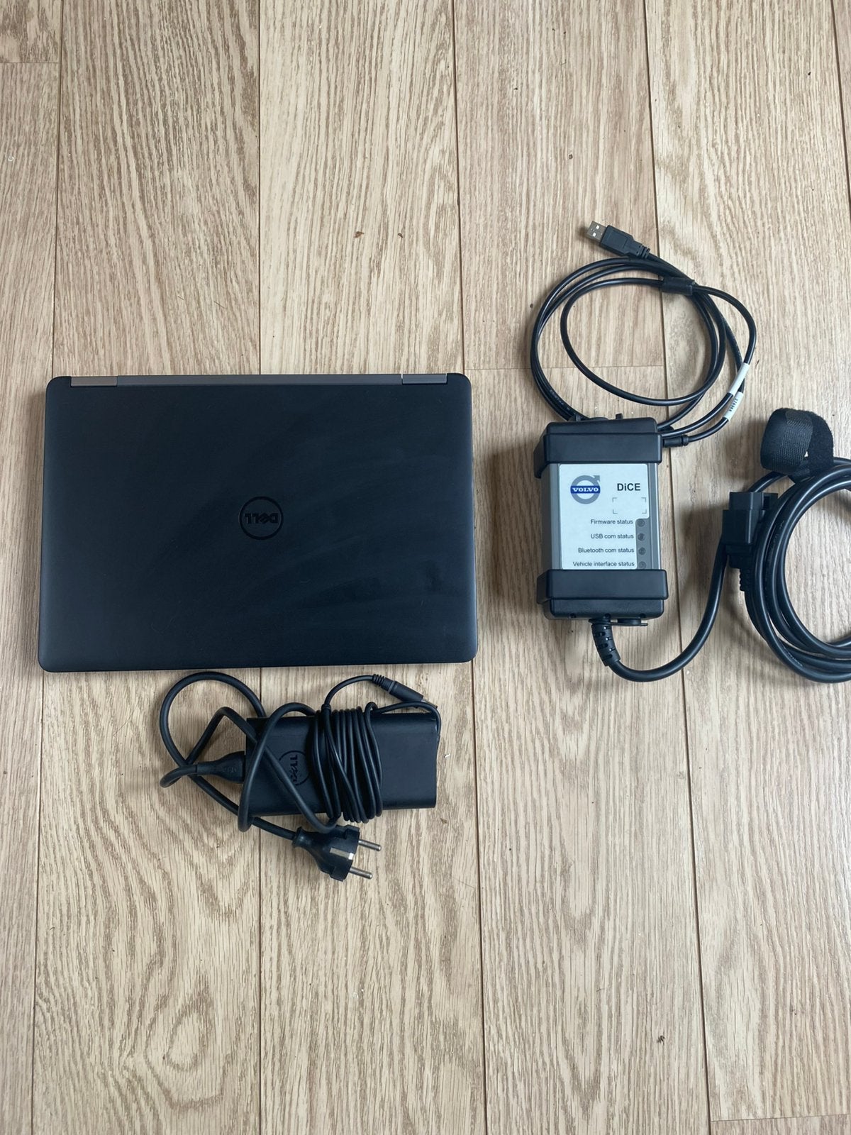 Volvo Vida Dice Set. Met Dell Latitude E5270 Laptop, 2 tot 3 Ghz, 15 inch, 8 GB, Ophalen of Verzenden