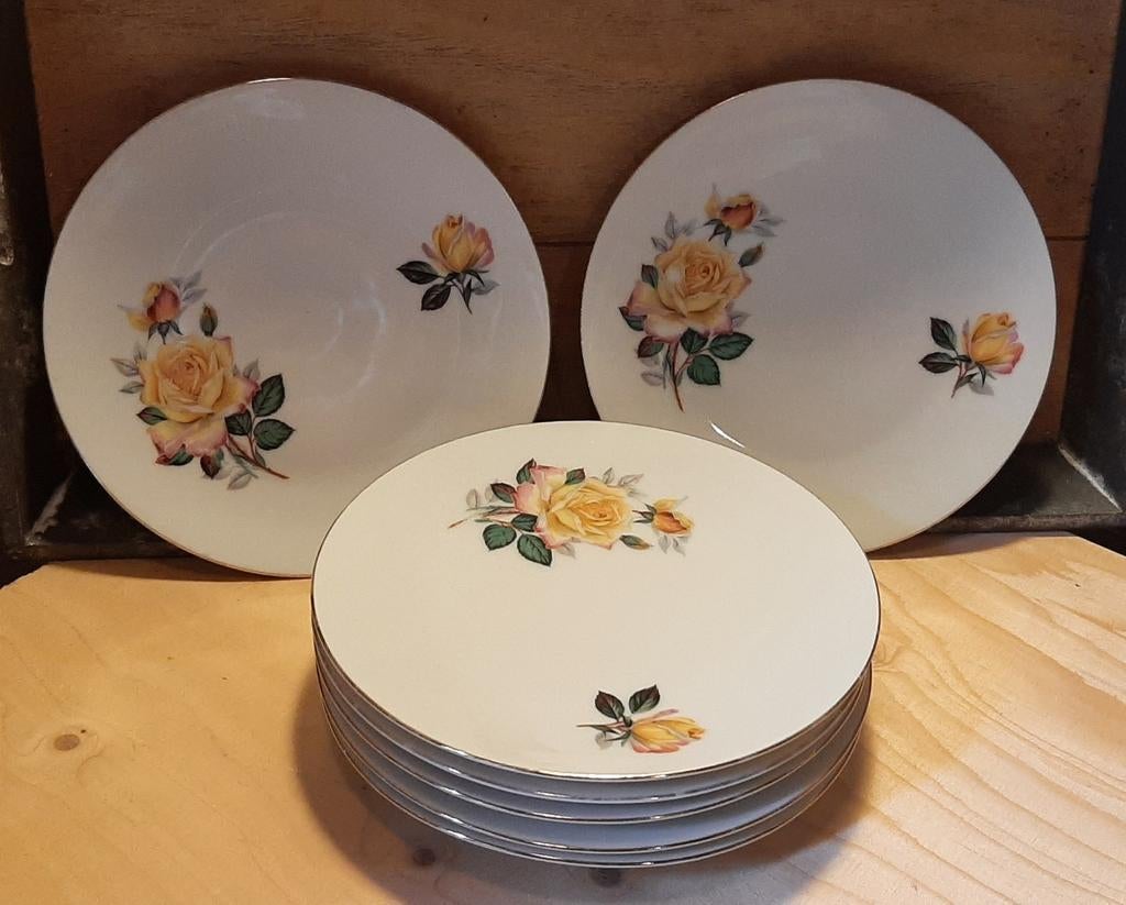 7 gebaksbordjes Delphine. Sherzer. Gele rozen., Antiek en Kunst, Antiek | Servies compleet, Ophalen of Verzenden