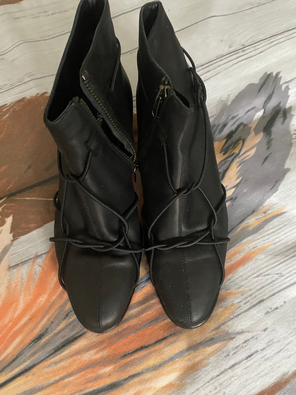 Laarsjes Lisa Tucci, Kleding | Dames, Schoenen, Ophalen of Verzenden, Zo goed als nieuw, Zwart