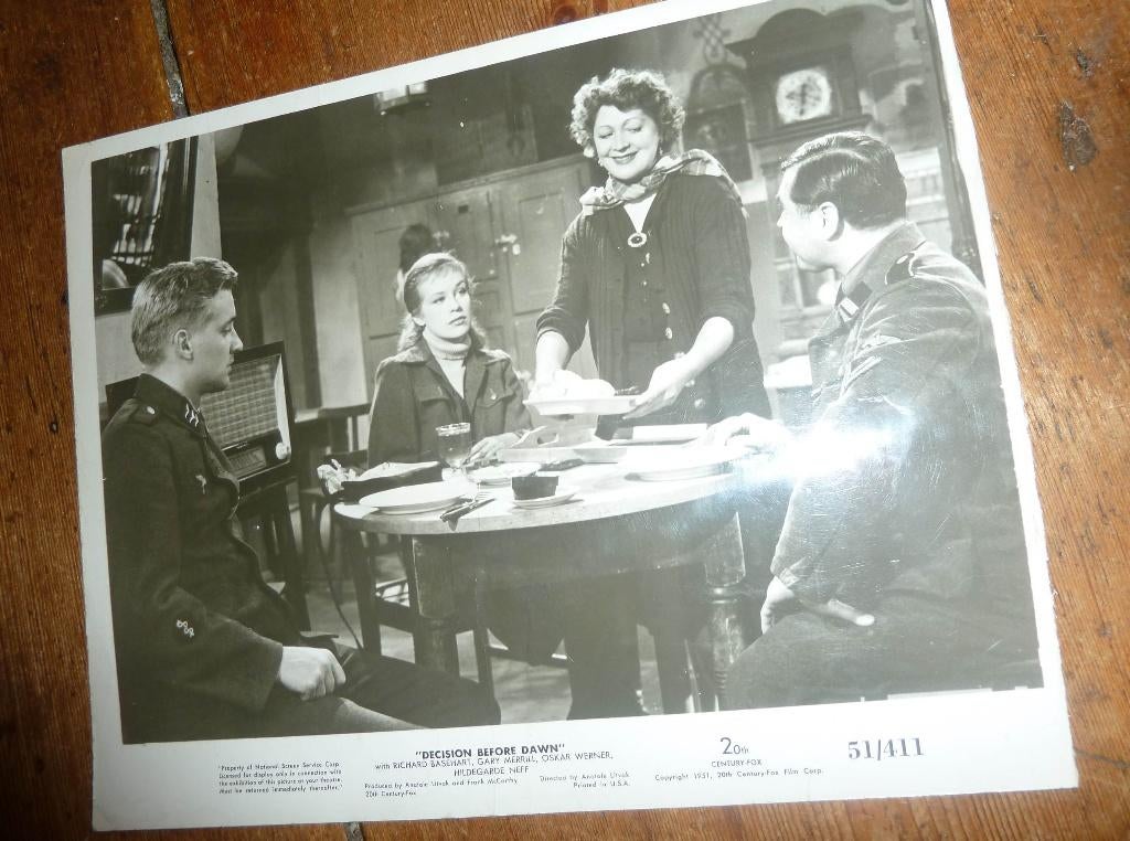35mm uit de bioscoop Decision Before Dawn1951 Hildegard Knef, Audio, Tv en Foto, Filmrollen, 35mm film, Ophalen of Verzenden
