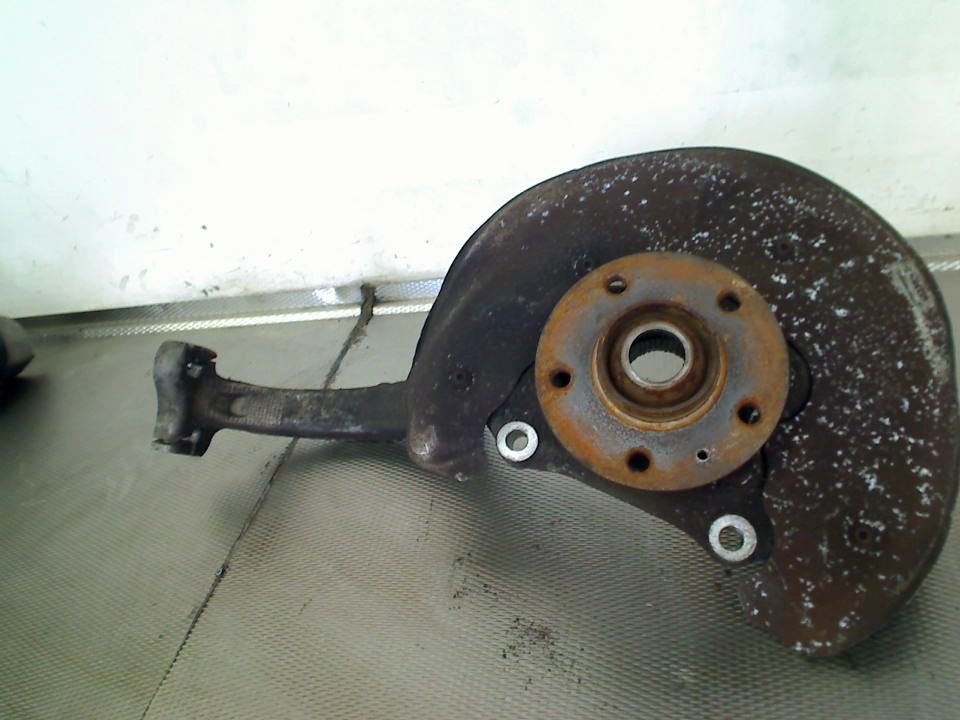 Fusee Rechts Voor Audi A6 (C7) (2010-11/2015-04), Gebruikt, Auto-Union-Straße  1, Ingolstadt 85057, , Duitsland, Info@audi.de
